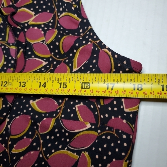 Cabi Style 4071 Study Top Multicolor Floral V-Neck Ruffle Sleeveless Size XS - Picture 7 of 9